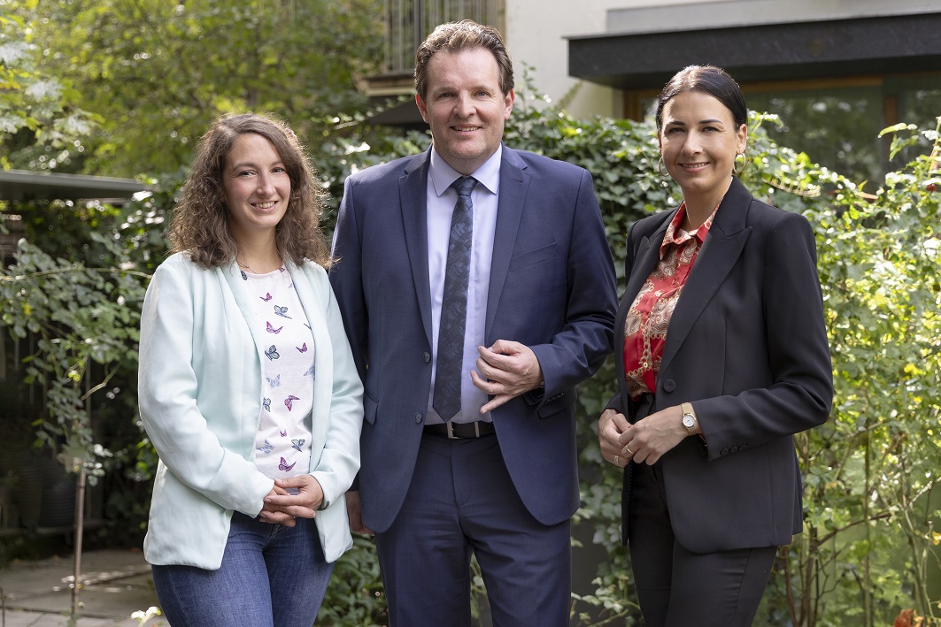 Klimabündnis Tirol Vorstand: Landesrat René Zumtobel (Obmann), Bürgermeisterin Victoria Weber, Schwaz, Vize-Bürgermeisterin Sarah Raich, Kaunertal